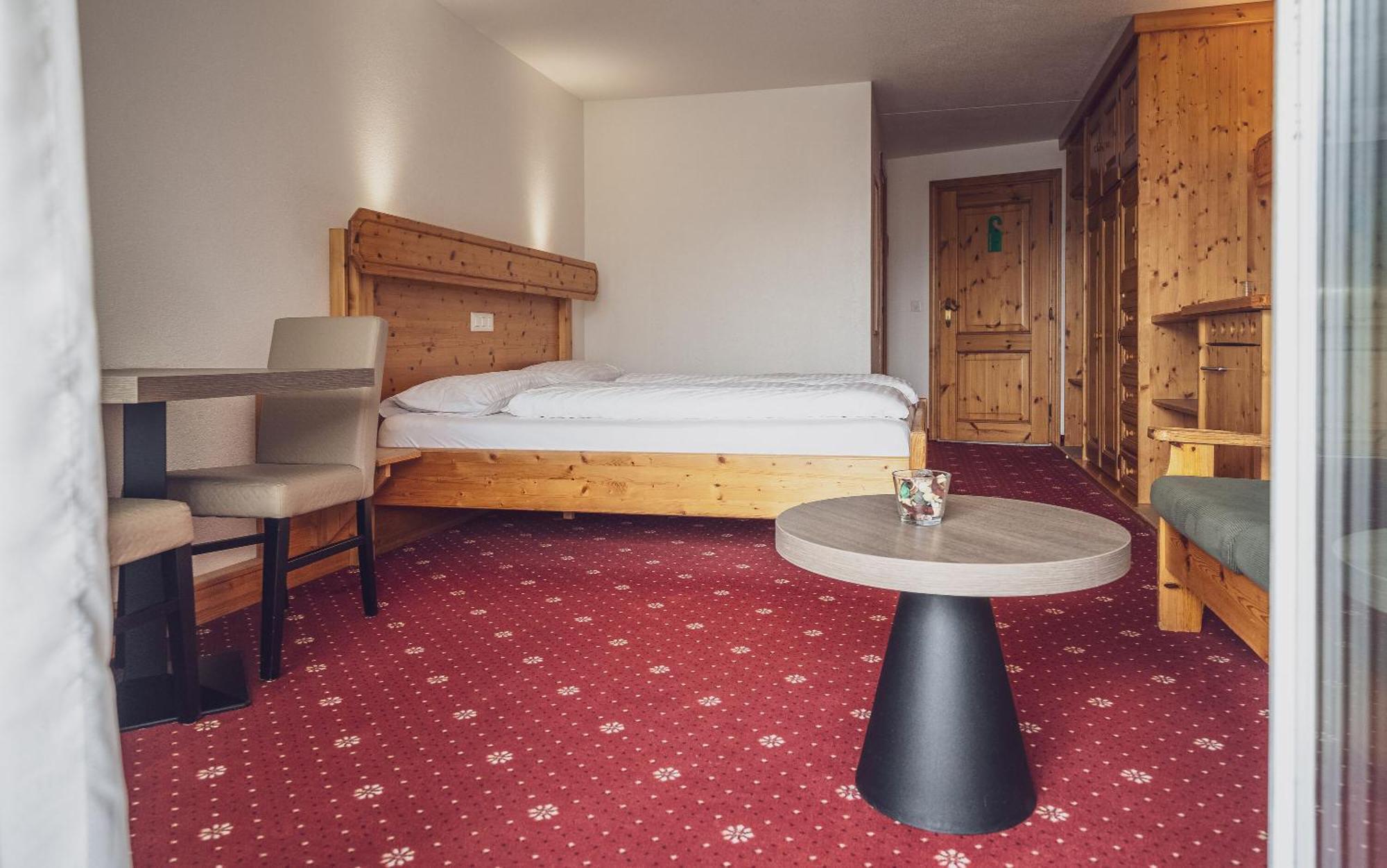 Club Only - By Mountain Hotel