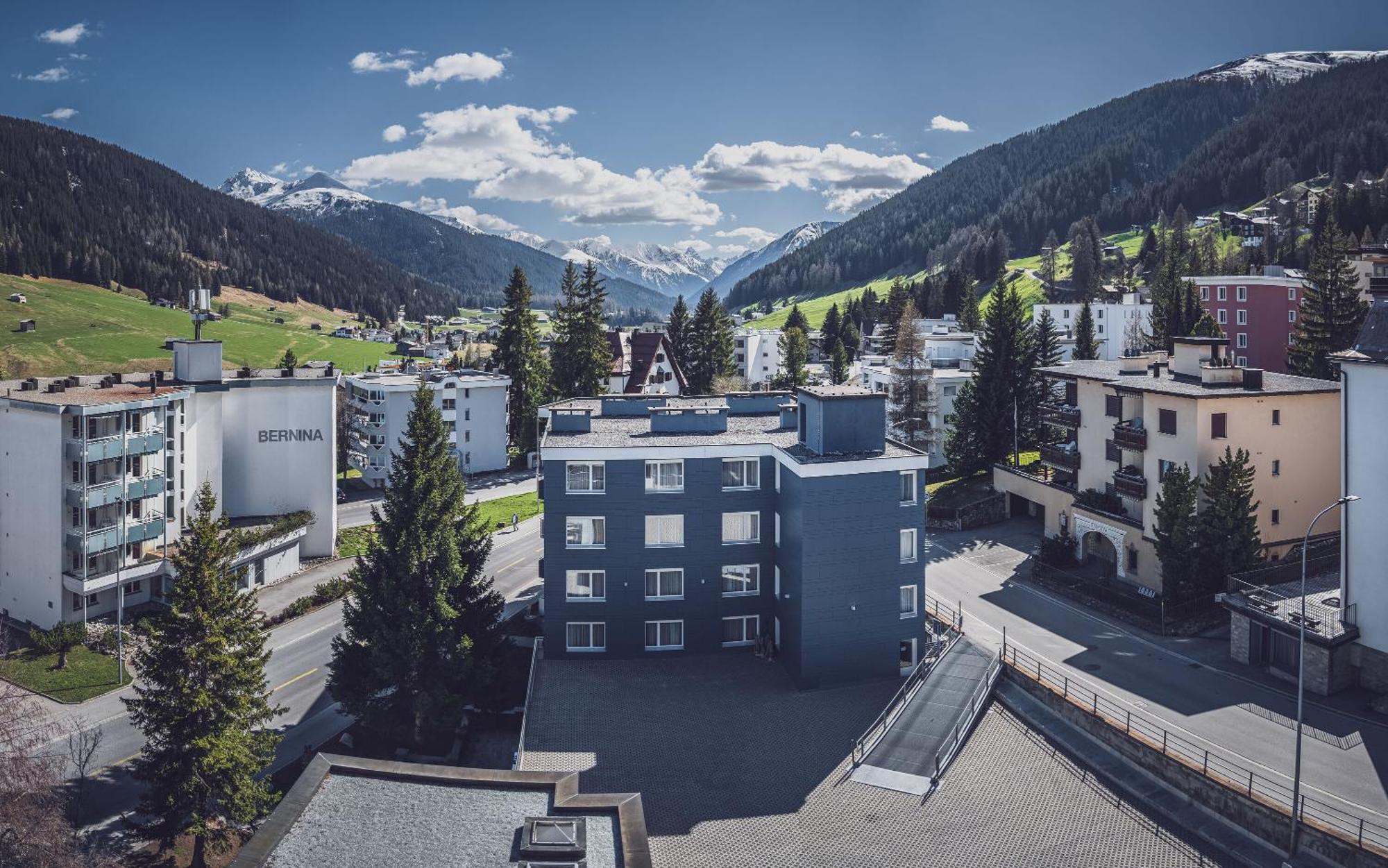 Club Only - By Mountain Hotel